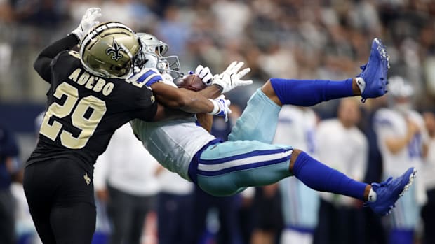 Dallas Cowboys wide receiver Jalen Tolbert (1)