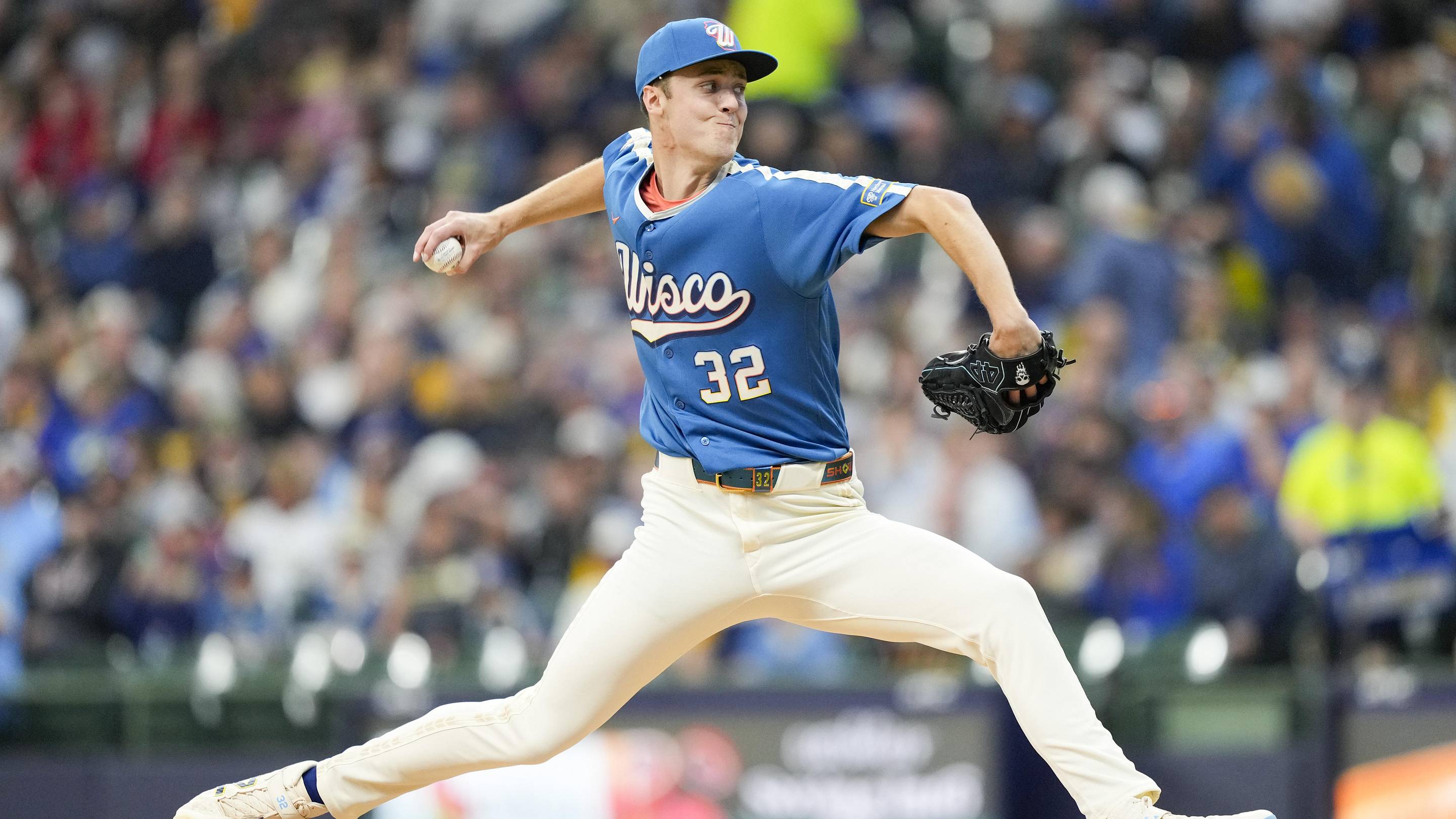 May 8, 2026; Milwaukee, Wisconsin, USA; Milwaukee Brewers pitcher Jacob Misiorowski (32) throws a pitch during the first inning against the New York Yankees at American Family Field. Mandatory Credit: Jeff Hanisch-Imagn Images