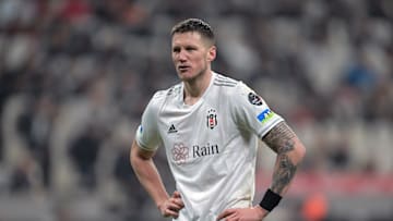 Manchester United resmi datangkan Wout Weghorst dari Burnley dengan status pinjaman