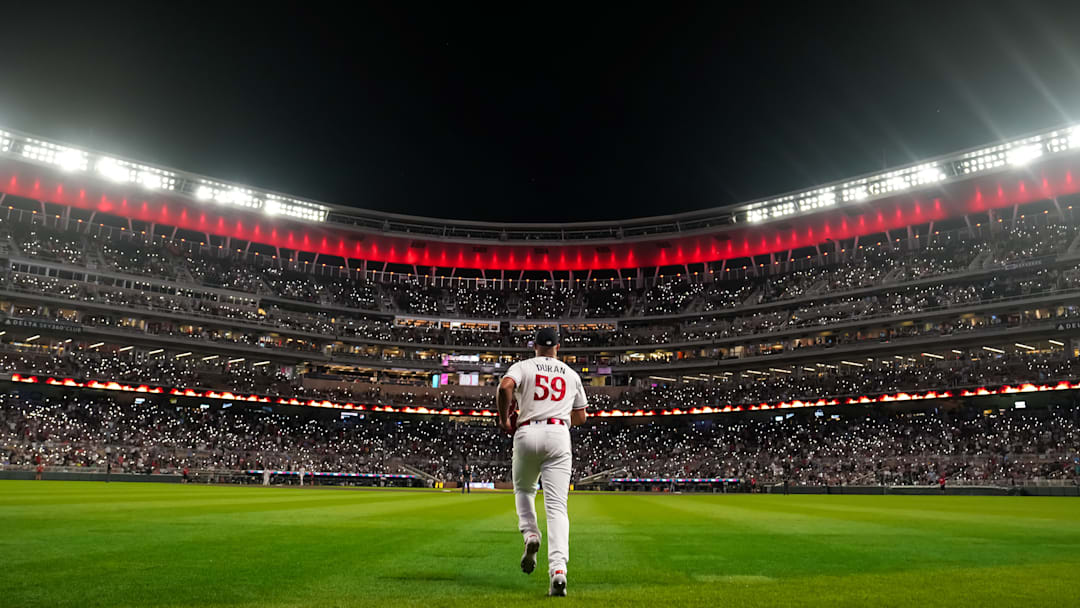Jhoan Duran knows how to make an entrance from the bullpen.