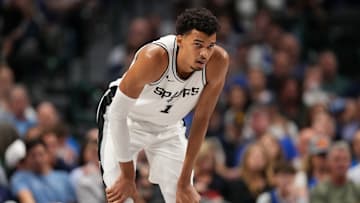 San Antonio Spurs v Dallas Mavericks