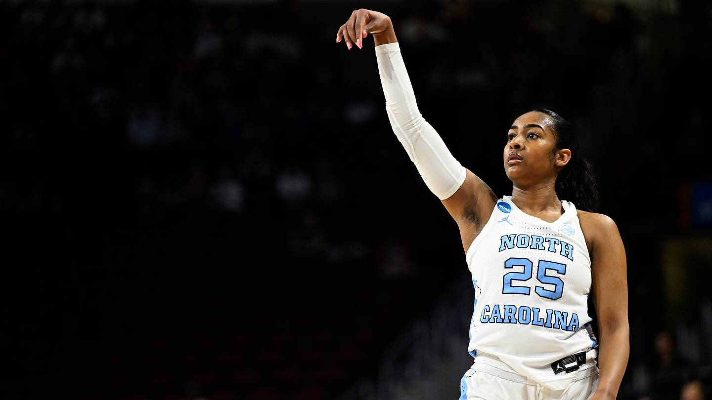 Deja Kelly tabbed as a WBCA All-America Region Finalist - Vimarsana News