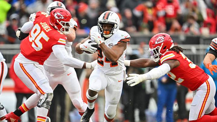 Kansas City Chiefs v Cleveland Browns