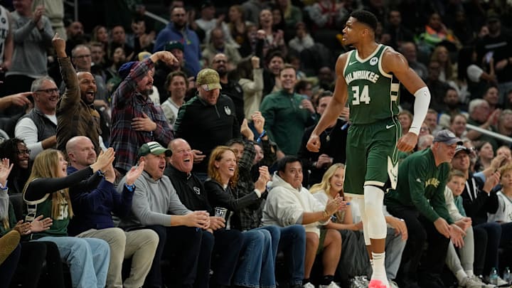 Cleveland Cavaliers v Milwaukee Bucks