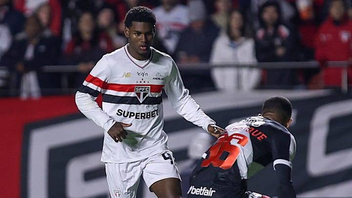 Lucas Ferreira, Paulo Henrique