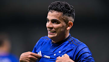 Atacante foi revelado pelo Athletico-PR