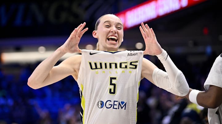 Sep 11, 2025; Arlington, Texas, USA; Dallas Wings guard Paige Bueckers (5) celebrates after the game against the Phoenix Mercury at College Park Center. Mandatory Credit: Jerome Miron-Imagn Images Sep 11, 2025; Arlington, Texas, USA; Dallas Wings guard Paige Bueckers (5) celebrates after the game against the Phoenix Mercury at College Park Center. Mandatory Credit: Jerome Miron-Imagn Images