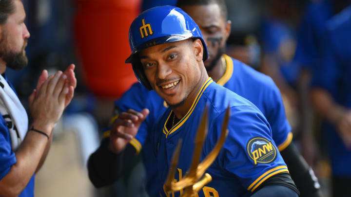 Seattle Mariners second baseman Jorge Polanco celebrates after hitting a home run against the New York Mets on Sunday at T-Mobile Park.