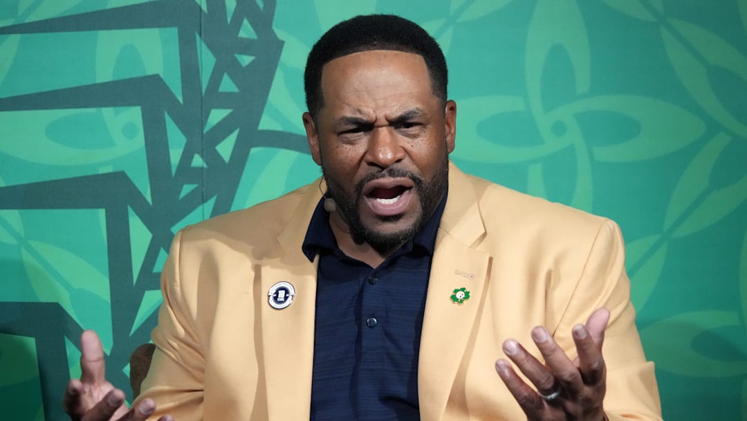 Sep 27, 2025; Dubliln, Ireland; Pittsburgh Steelers former running back Jerome Bettis during NFL Live at Whelan's Pub. Mandatory Credit: Kirby Lee-Imagn Images