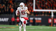 Nov 23, 2024; Corvallis, Oregon, USA; Washington State Cougars quarterback John Mateer (10) runs the ball during the fourth quarter against the Oregon State Beavers at Reser Stadium. Mandatory Credit: Craig Strobeck-Imagn Images