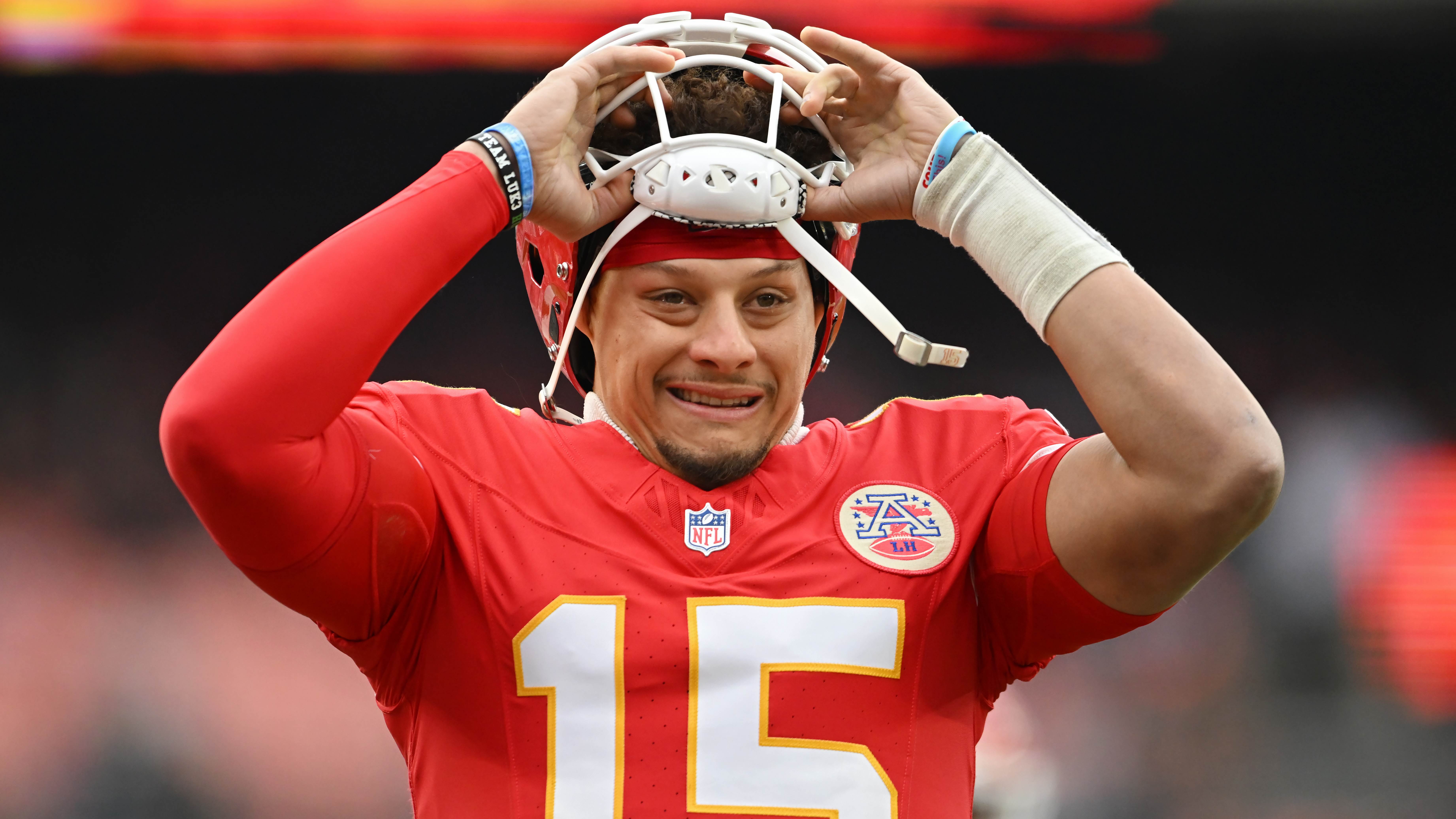2024 NFL Picks, Score Predictions for Week 17 Games
