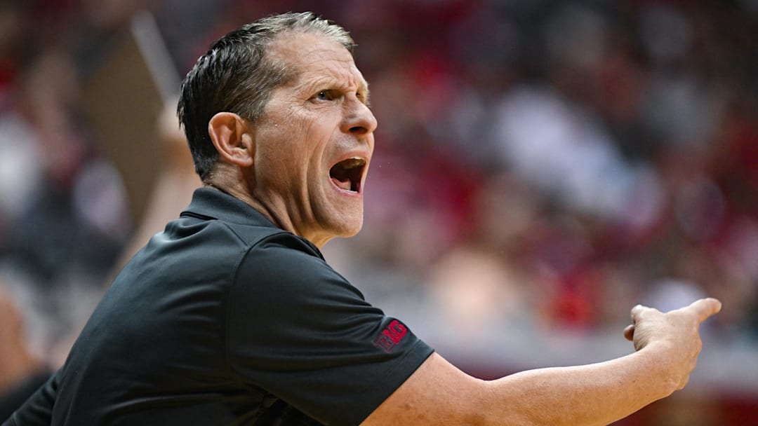 USC Trojans head coach Eric Musselman reacts to a play 