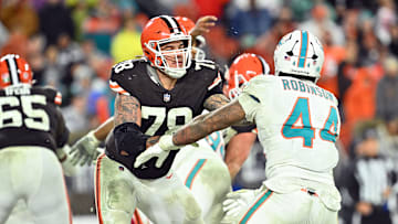 Miami Dolphins v Cleveland Browns