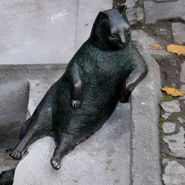 Stolen "Tombili cat sculpture has been found