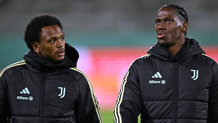 Lois Openda, Jonathan David