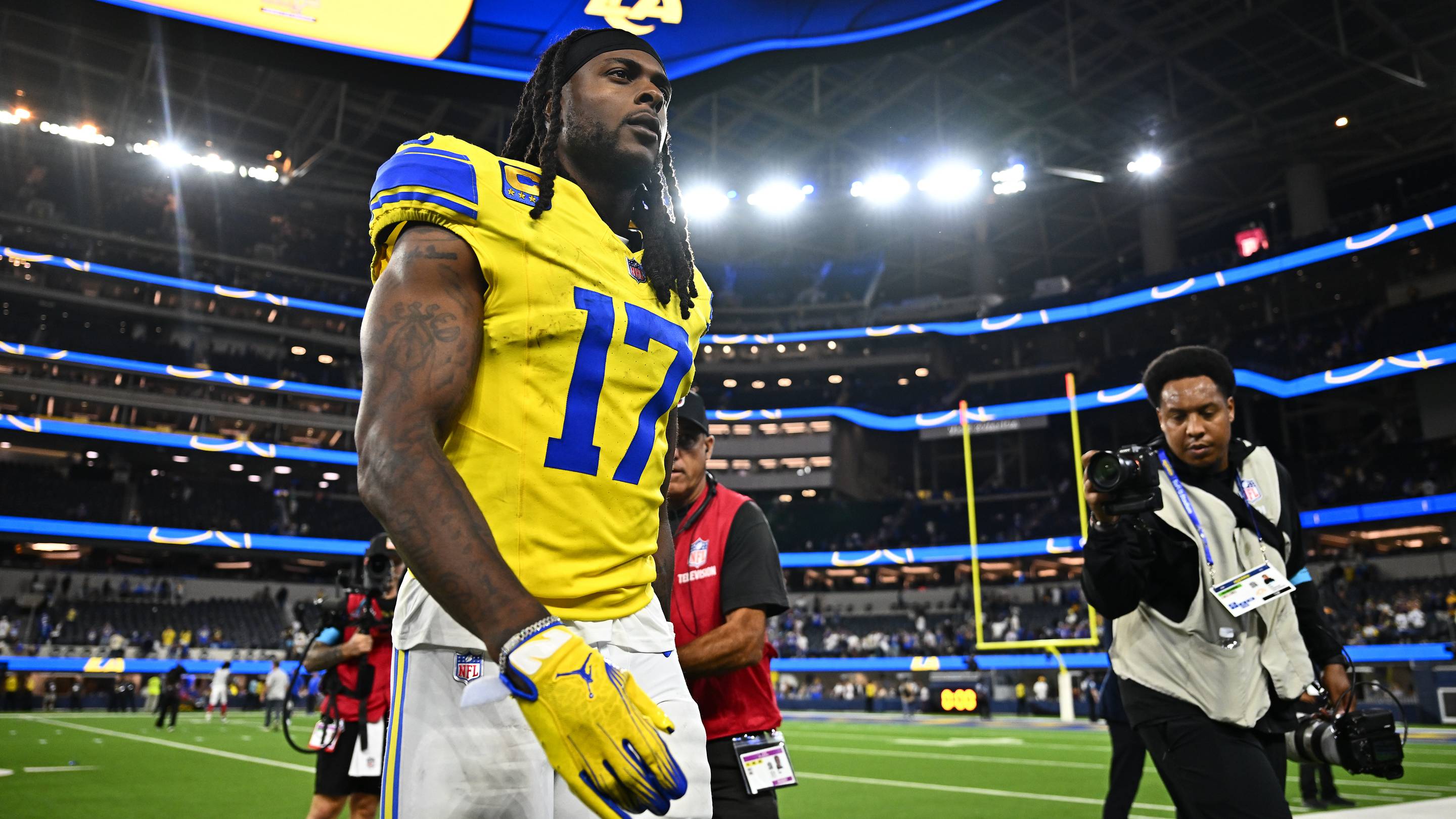 Davante Adams' Hamstring Tear Shakes Up Rams' Fantasy Landscape