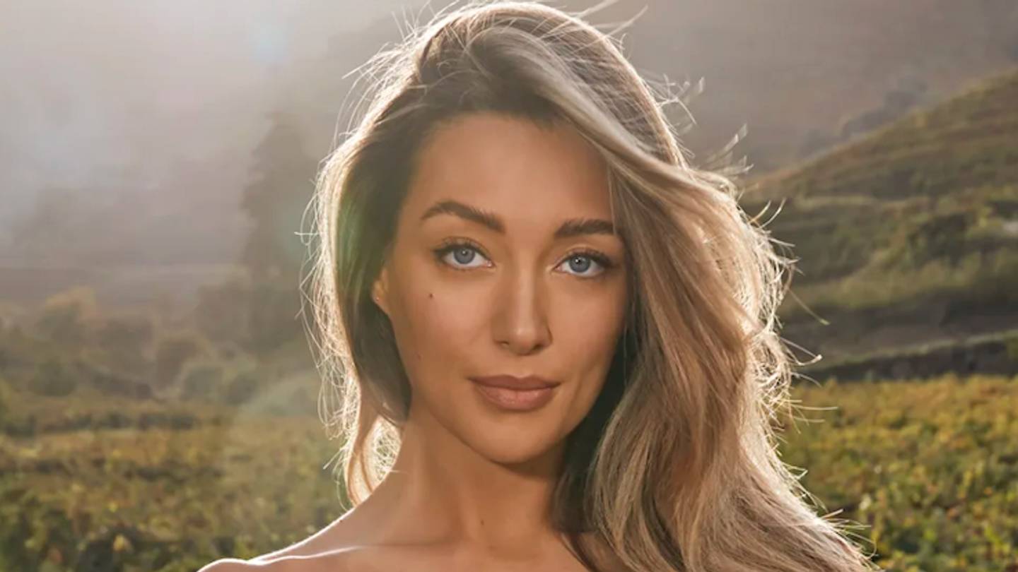 Penny Lane, fille d’anniversaire, est jolie en pastels, du Portugal à la Suisse