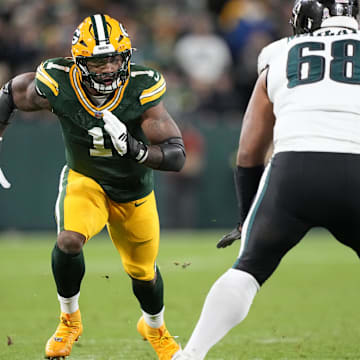 Green Bay Packers defensive end Micah Parsons in action against Philadelphia Eagles offensive tackle Jordan Mailata.