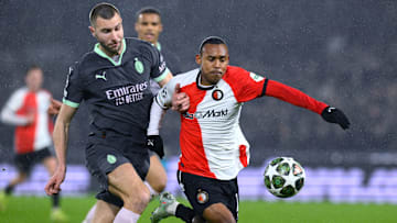 TOPSHOT-FBL-EUR-C1-FEYENOORD-MILAN