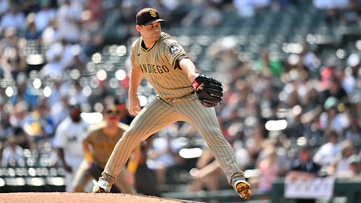 Sep 21, 2025; Chicago, Illinois, USA; San Diego Padres starting pitcher Michael King (34) pitches against the Chicago White Sox during the first inning at Rate Field. Mandatory Credit: Patrick Gorski-Imagn Images