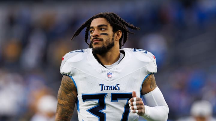 Tennessee Titans v Los Angeles Chargers