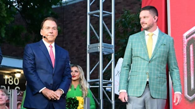 Oregon Ducks coach Dan Lanning Reveals Best Nick Saban Advice