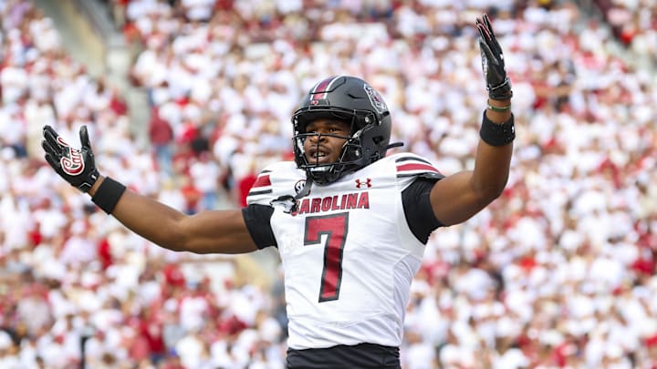 South Carolina Gamecocks defensive back Nick Emmanwori 