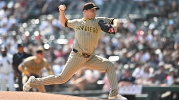 Sep 21, 2025; Chicago, Illinois, USA; San Diego Padres starting pitcher Michael King (34) pitches against the Chicago White Sox during the first inning at Rate Field. Mandatory Credit: Patrick Gorski-Imagn Images
