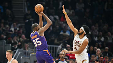 Phoenix Suns v Cleveland Cavaliers