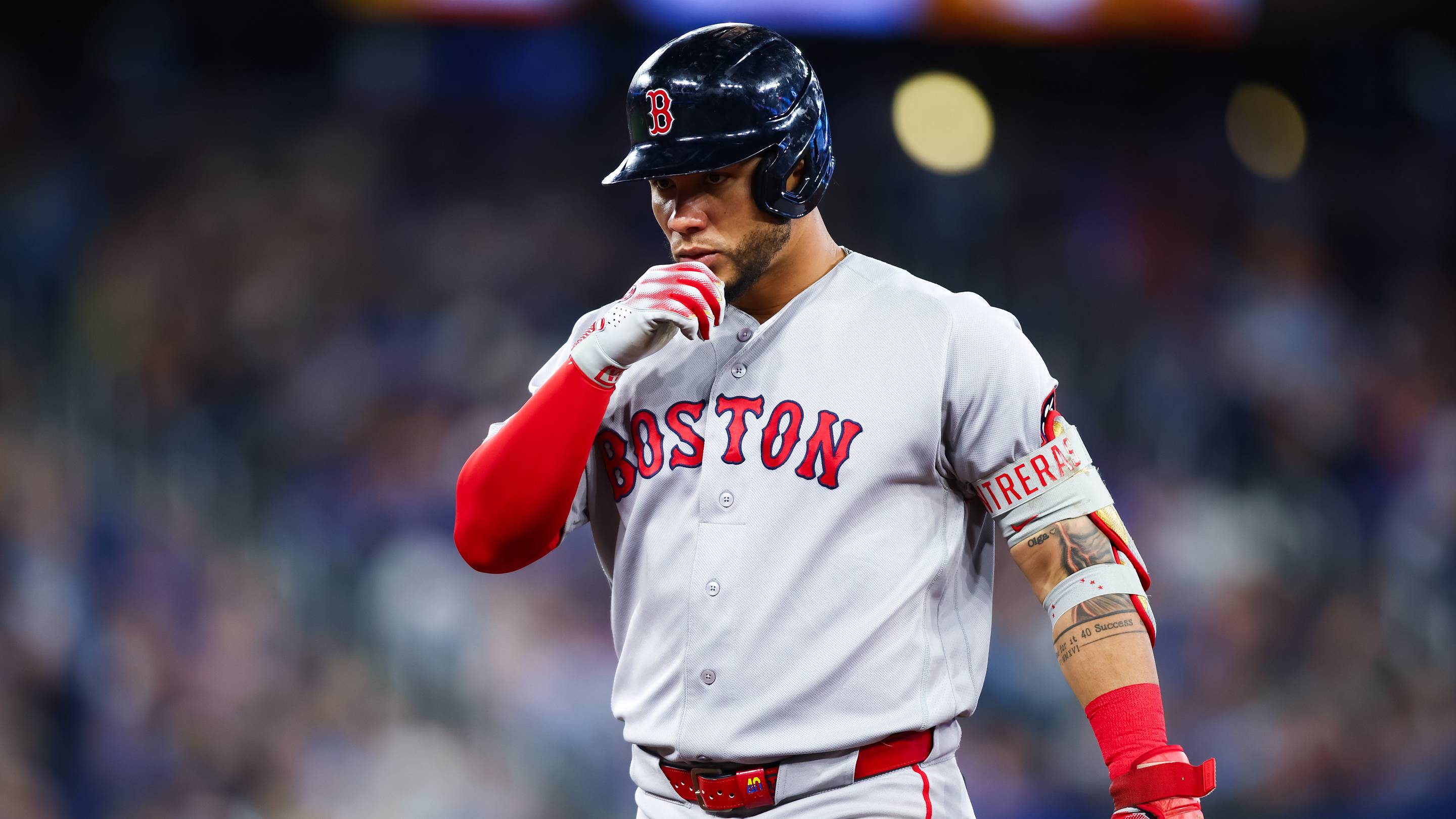 This Rangers-Red Sox trade for Willson Contreras is impossible to turn down