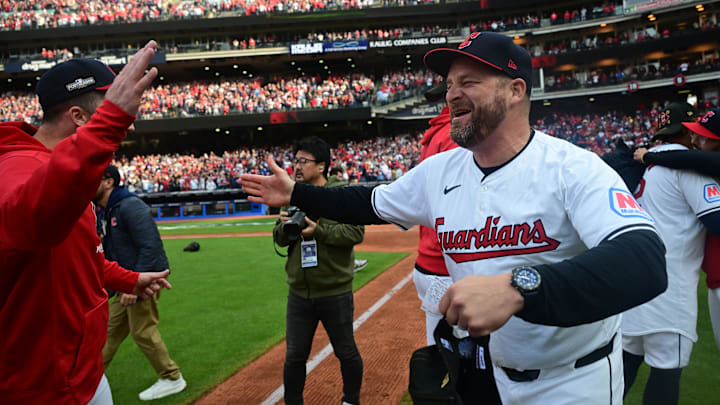 Guardians' Stephen Vogt, Brewers' Pat Murphy Named MLB Managers of the Year