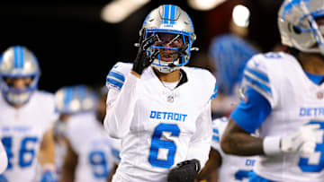 Dec 30, 2024; Santa Clara, California, USA; Detroit Lions safety Ifeatu Melifonwu (6) during the game against the San Francisco 49ers at Levi's Stadium. Mandatory Credit: Sergio Estrada-Imagn Images