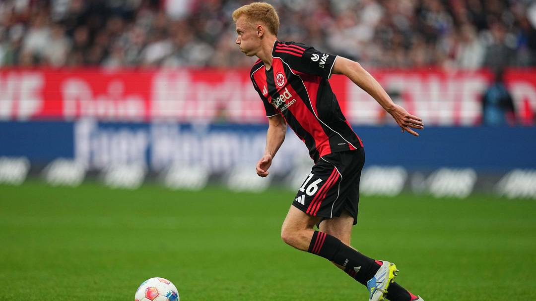 Hugo Larsson lief bereits 119 Mal für die Eintracht auf Hugo Larsson lief bereits 119 Mal für die Eintracht auf