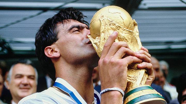 José Luis Brown anotó el primer gol de Argentina en la Copa del Mundo ante Alemania en 1986. José Luis Brown anotó el primer gol de Argentina en la Copa del Mundo ante Alemania en 1986.