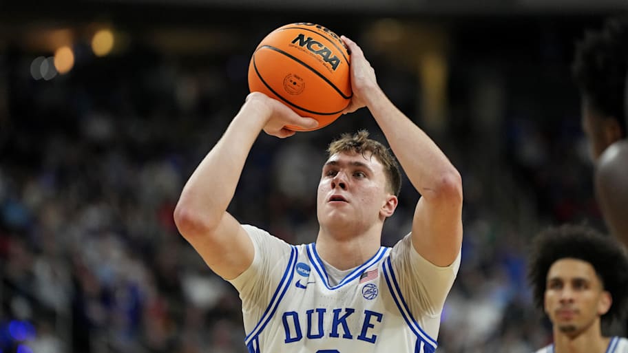 Flagg has been projected as the top draft pick for months, but now we know which team will make the selection. | Bob Donnan-Imagn Images