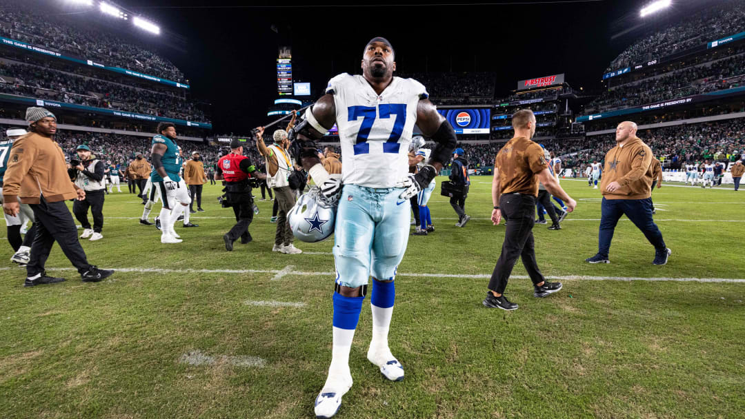 Nov 5, 2023; Philadelphia, Pennsylvania, USA; Dallas Cowboys offensive tackle Tyron Smith (77) looks on after a loss to the Philadelphia Eagles at Lincoln Financial Field. Mandatory Credit: Bill Streicher-USA TODAY Sports