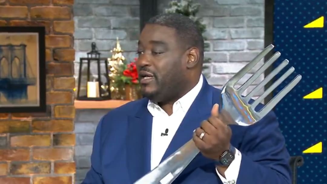 Damien Woody got his hands on some large silverware after Chiefs loss.