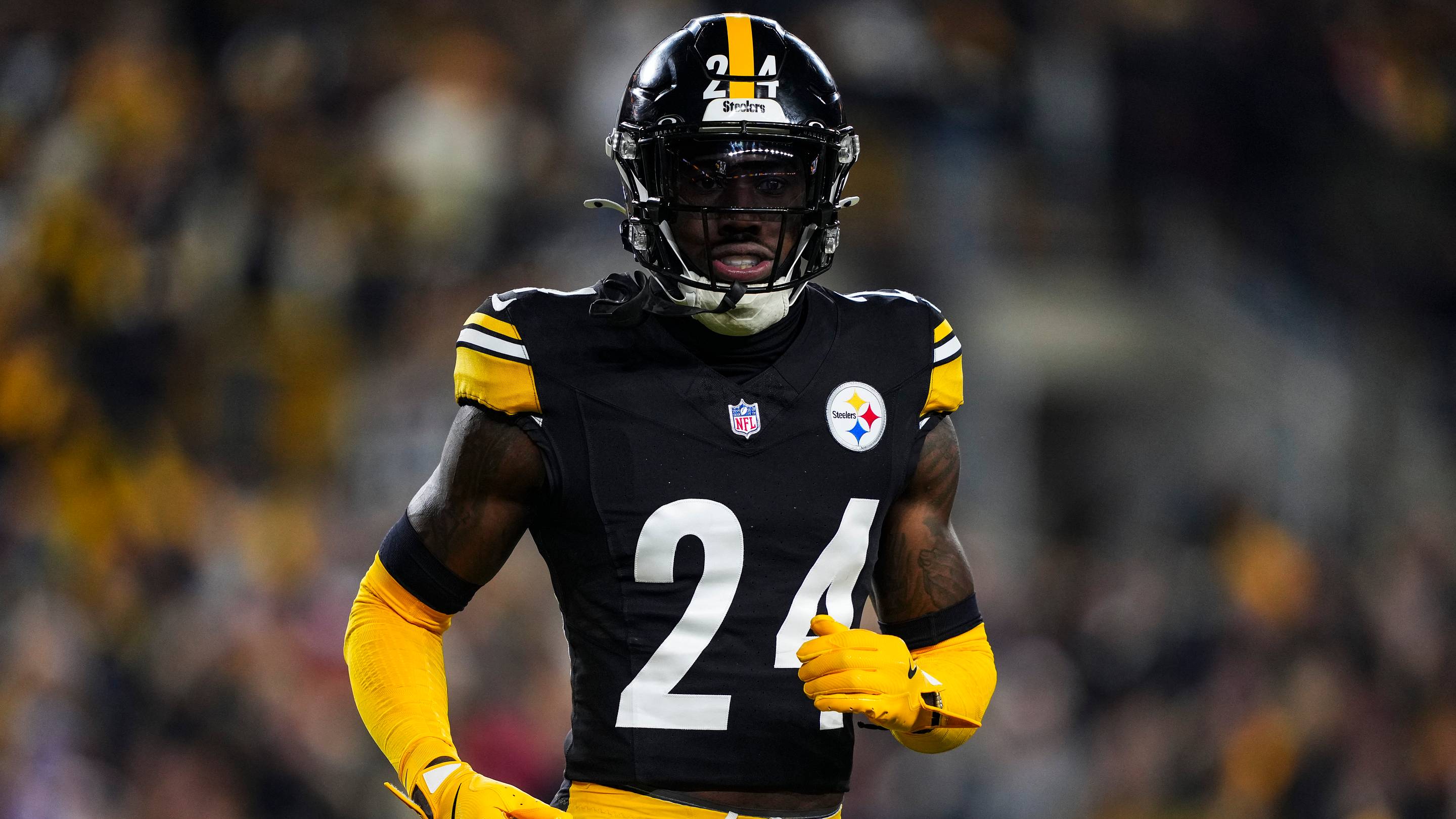 This Cowboys trade package for Joey Porter Jr. would force the Steelers' hand