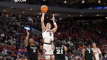 Illinois Forward Humrichous Transforms Ahead of Big Ten Season