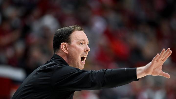 The new Syracuse basketball coaching staff is showing an interest in 2027 five-star wing/small forward Moussa Kamissoko.