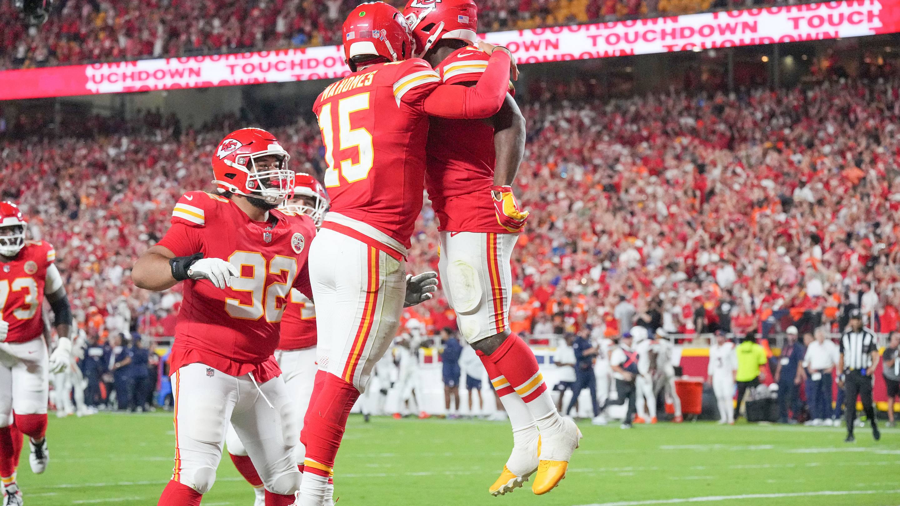Best Week 3 NFL Survivor Pool Picks: Chiefs, Bills, and More