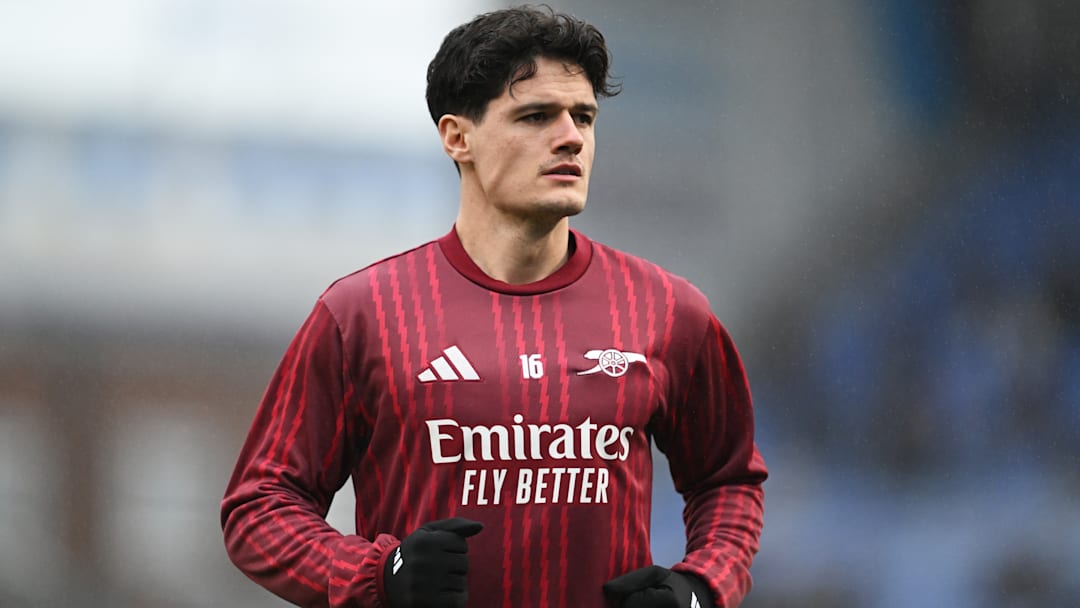 Portsmouth v Arsenal - Emirates FA Cup Third Round