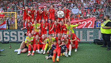 Die Meistersaison der FC Bayern Frauen wurde verfilmt. 