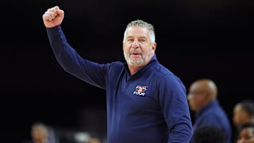 Auburn Tigers head coach Bruce Pearl