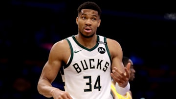 Milwaukee Bucks v Los Angeles Lakers