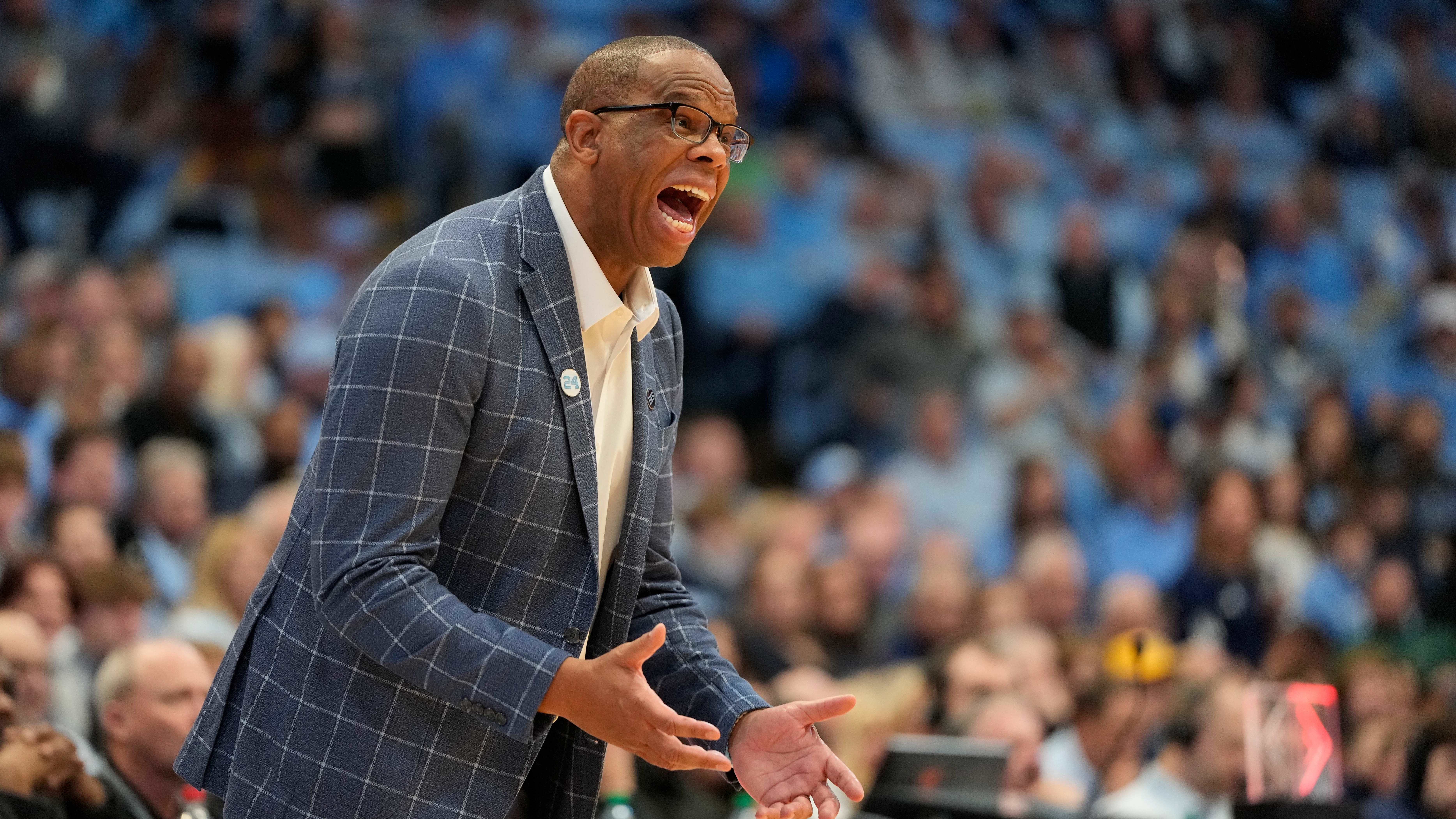 Pressure Mounting: Where Hubert Davis Needs to Improve as UNC basketball’s head coach