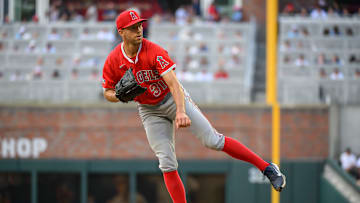 Los Angeles Angels v Atlanta Braves