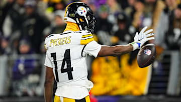 AFC Wild Card Playoffs: Pittsburgh Steelers v Baltimore Ravens