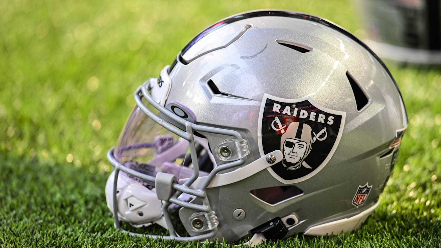 Speculation Building Raiders Could Acquire Eagles Star