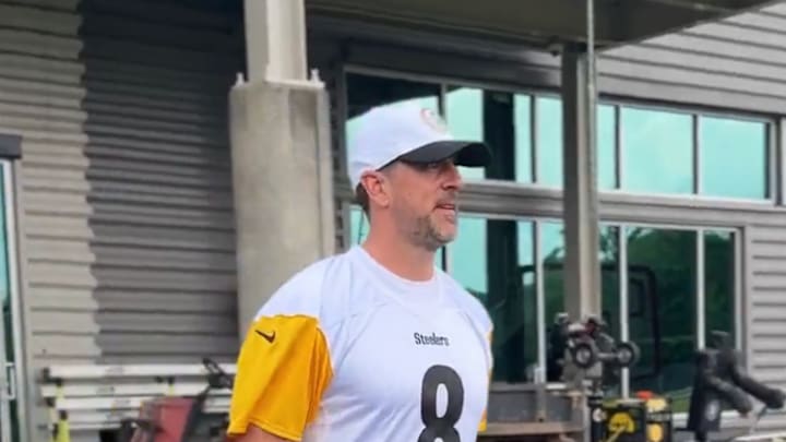 Aaron Rodgers made his Steelers minicamp debut on Tuesday.